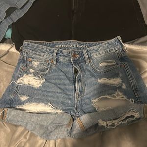 Women’s/Girls American Eagle Jean Shorts Size 2 AMAZING condition only worn once